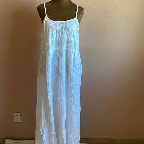 SALTY LEMON Chic White Spaghetti Strap Maxi Dress - Picture 2 of 13